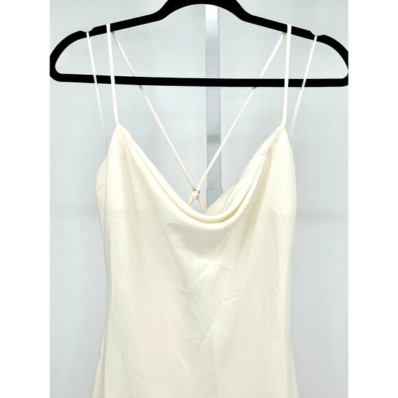 13. ASTR the Label Gaia Midi Dress Medium - Picture 6 of 9